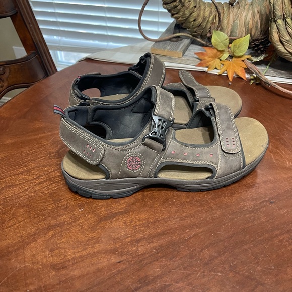 Dunham Nolan fisherman hiking  Leather Sport Sandals - Picture 4 of 11